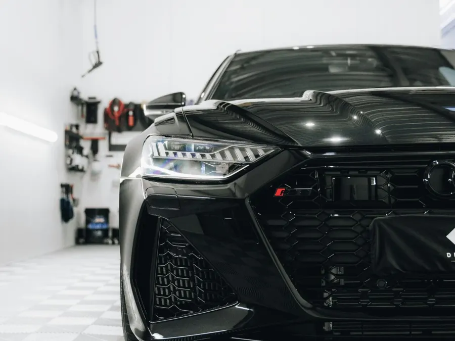 RS6 con PPF full front: paragolpes, capot, guardabarros, espejos y ópticas. Los…