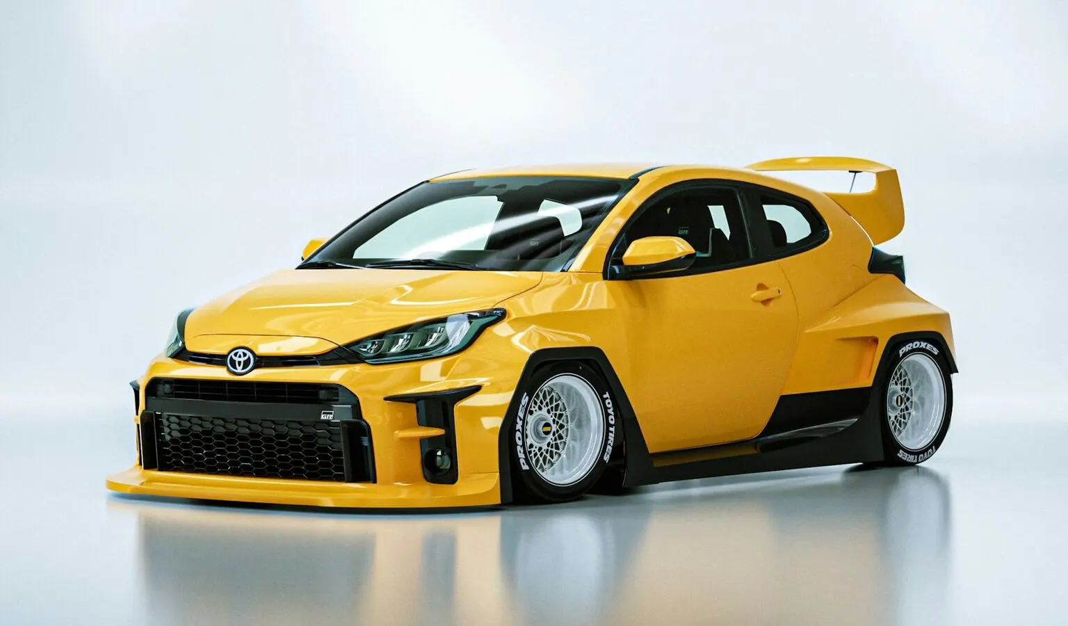 Toyota GR Yaris con Body kit y wrap amarillo (después)